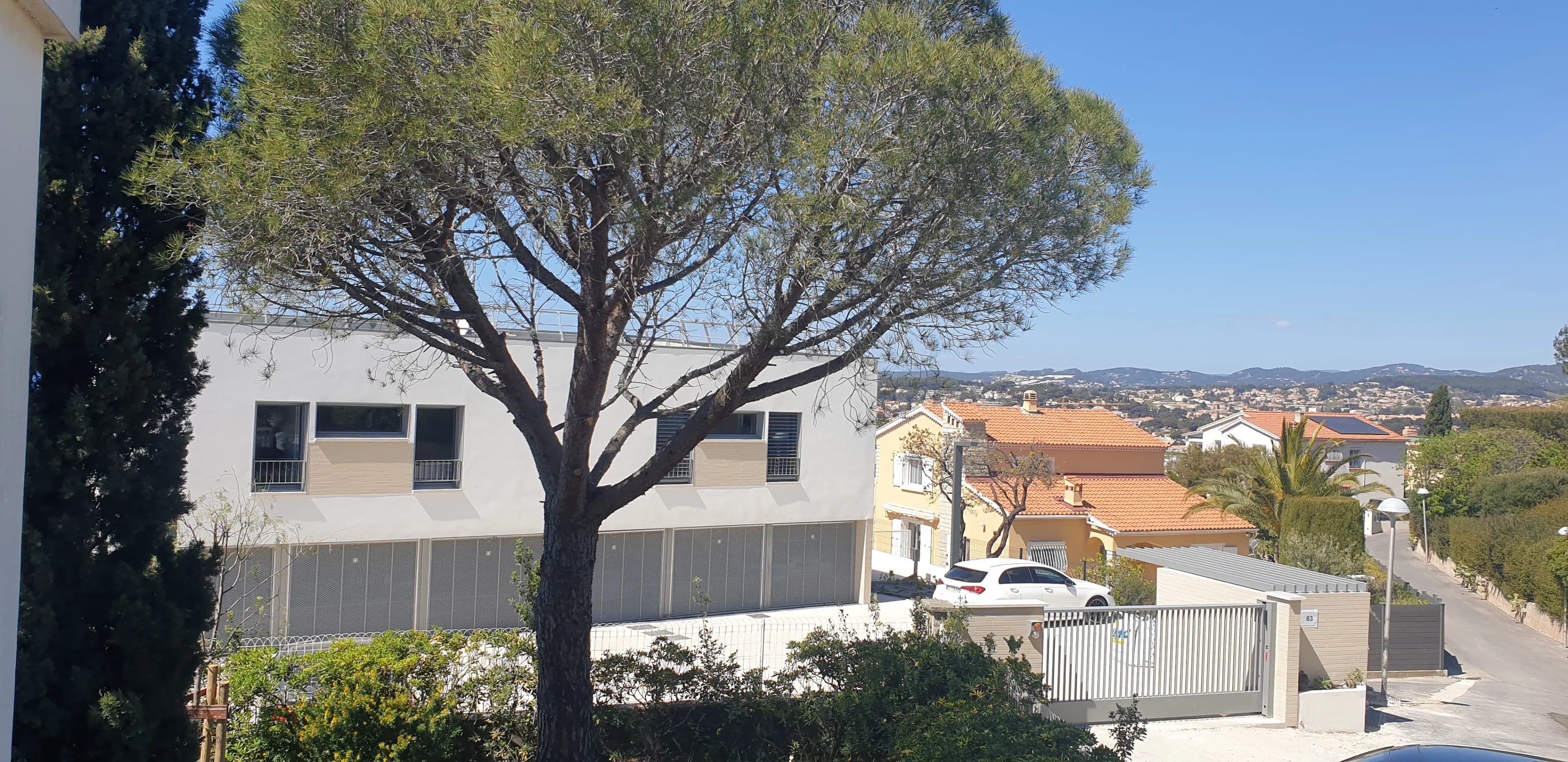 The View — photo 7